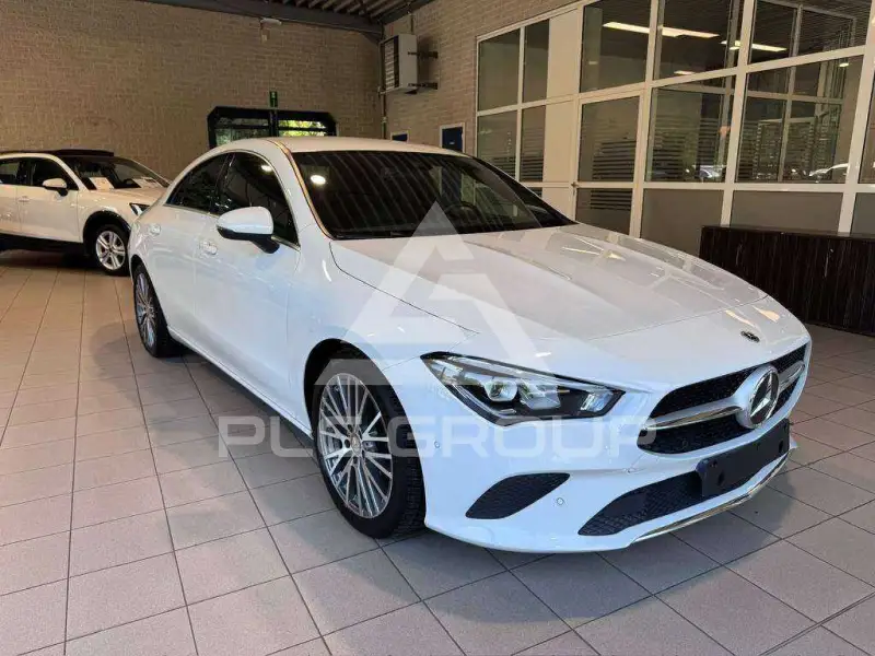 2022 Mercedes Benz CLA 180