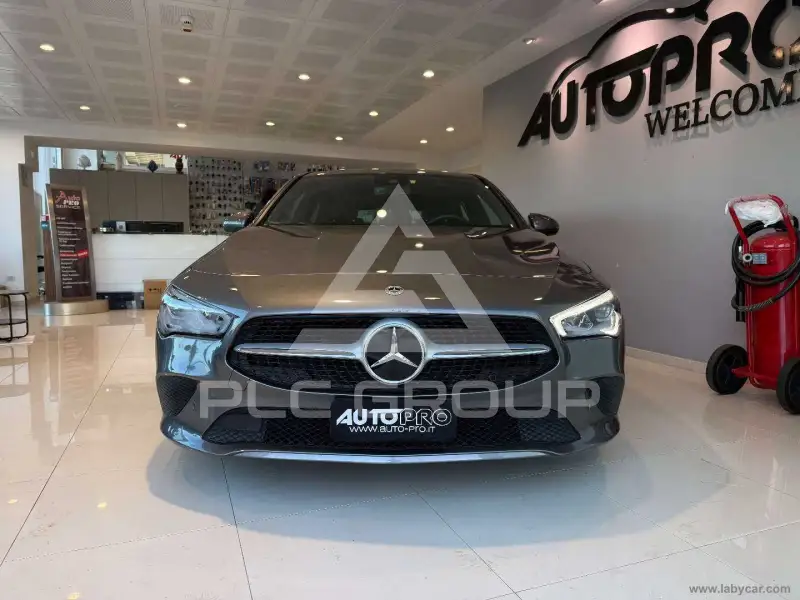 2022 Mercedes Benz CLA 180