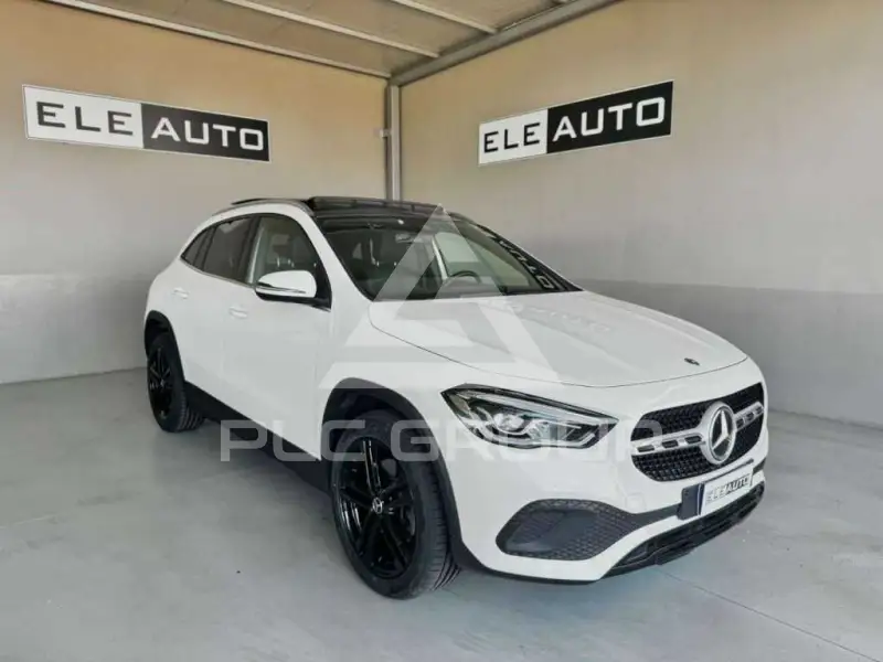 2022 Mercedes Benz GLA 220