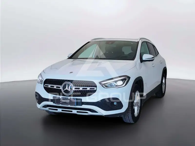 2022 Mercedes Benz GLA 220