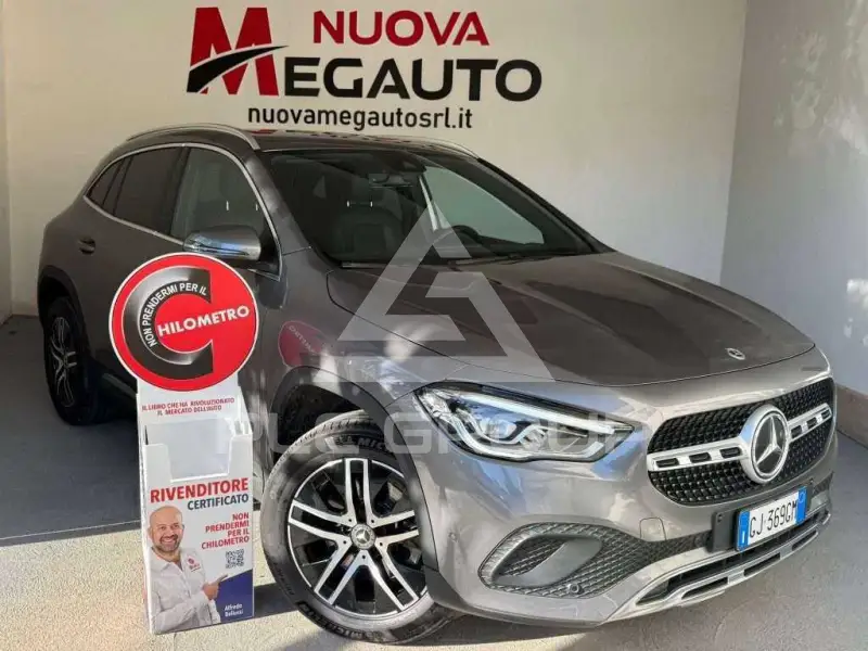 2022 Mercedes Benz GLA 220