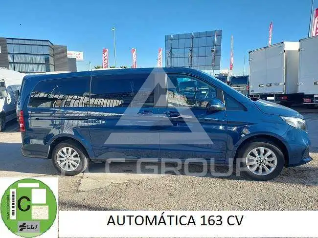2022 Mercedes Benz V 220