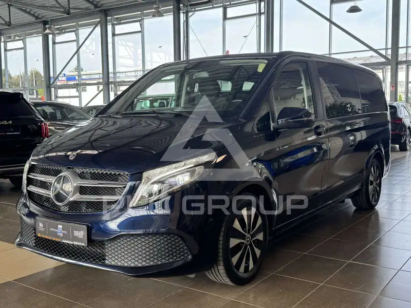 2022 Mercedes Benz V 220