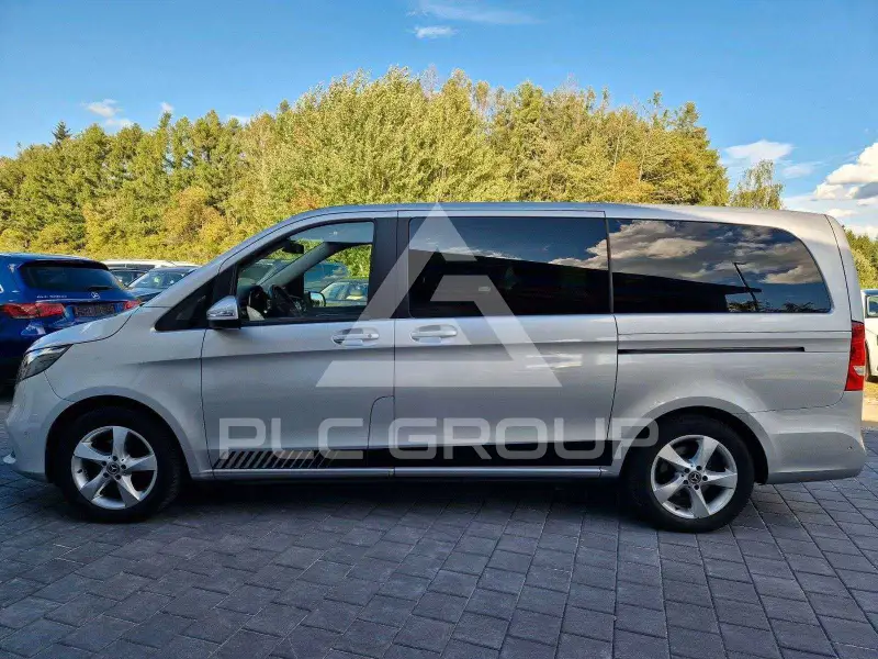 2022 Mercedes Benz V 220