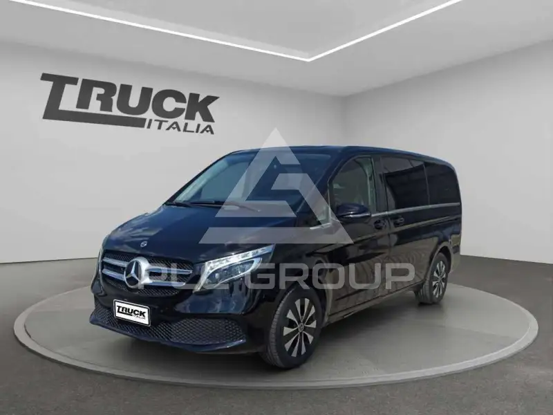 2022 Mercedes Benz V 220