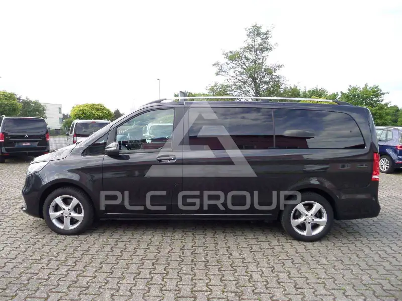 2022 Mercedes Benz V 220
