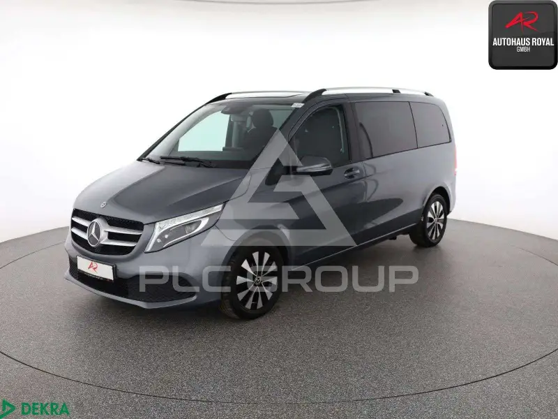 2022 Mercedes Benz V 220
