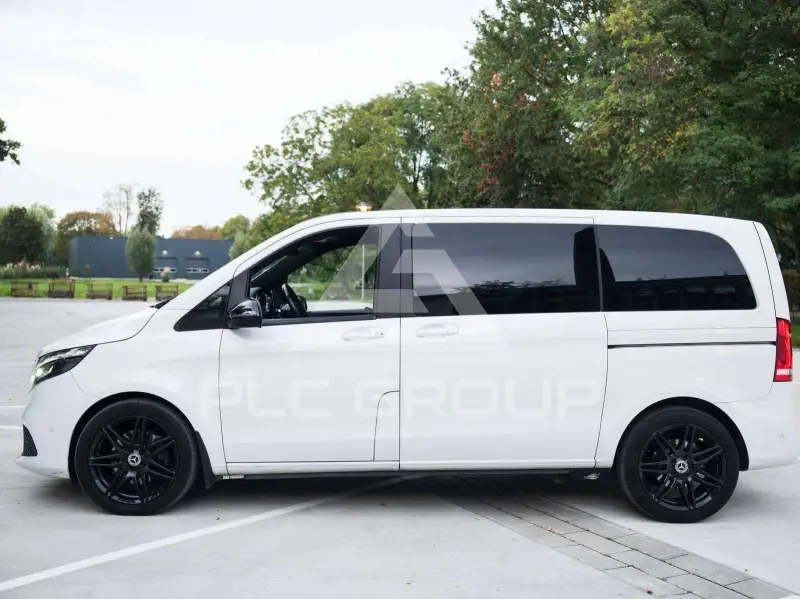 2022 Mercedes Benz V 220