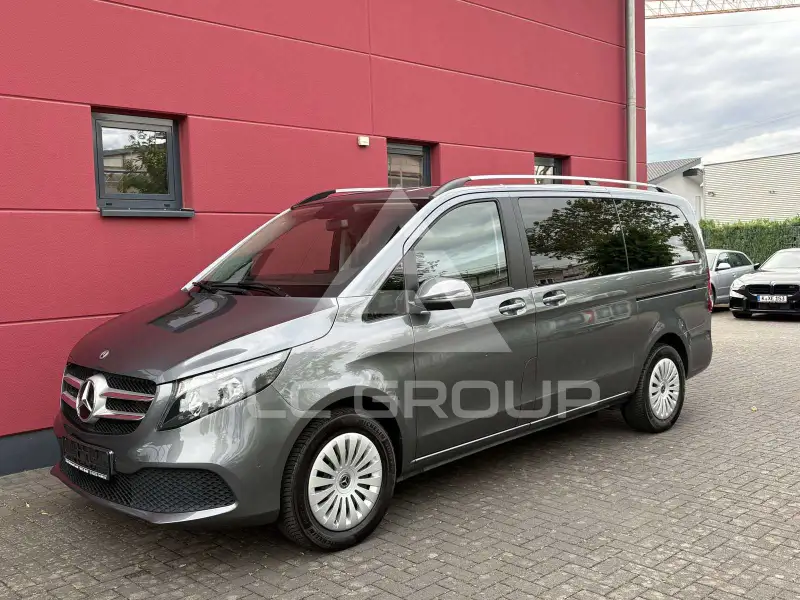 2022 Mercedes Benz V 220