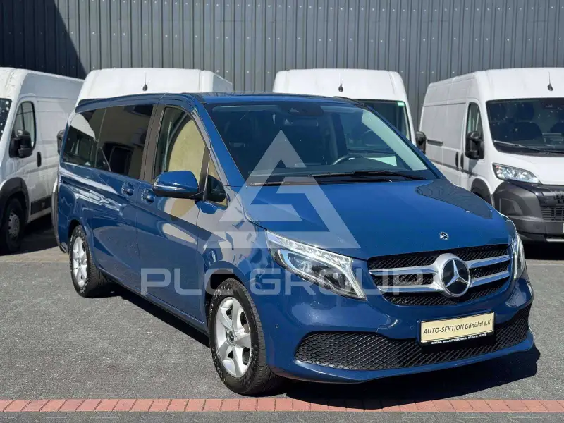 2022 Mercedes Benz V 220