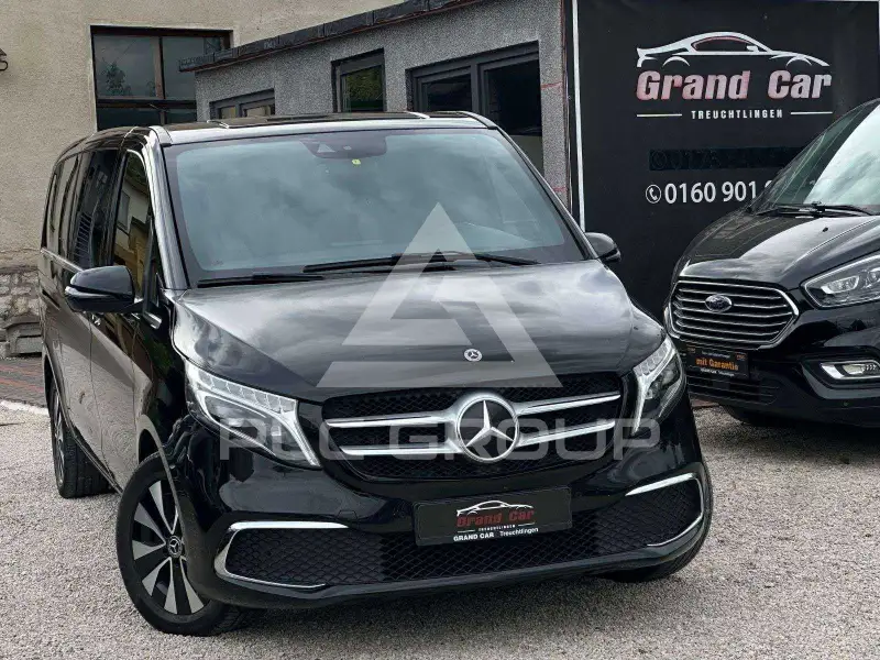 2022 Mercedes Benz V 220