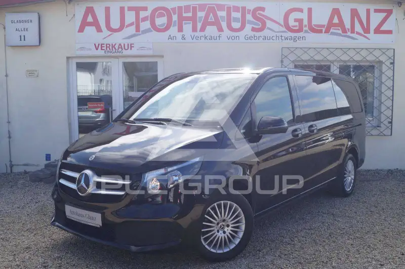 2022 Mercedes Benz V 220