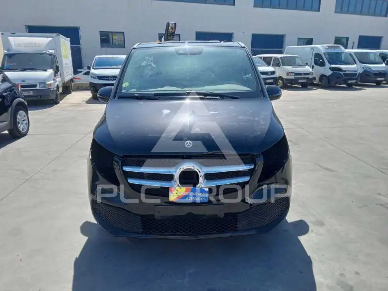 2022 Mercedes Benz V 220