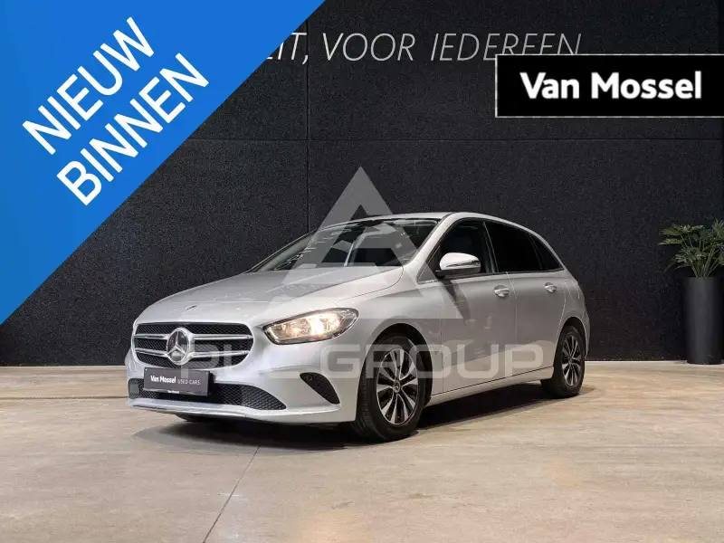 2022 Mercedes Benz B 180