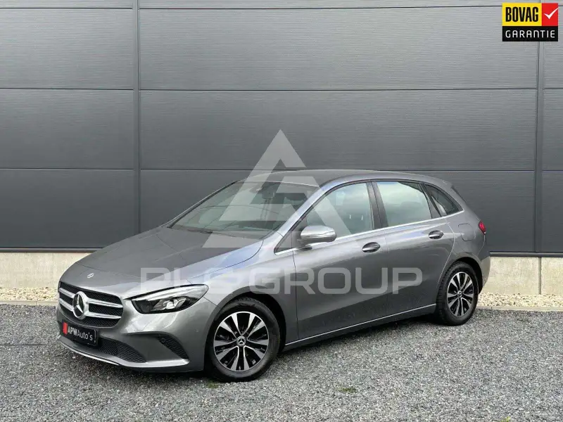 2022 Mercedes Benz B 180