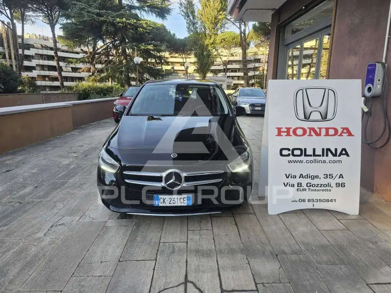 2022 Mercedes Benz B 180