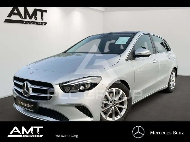 2022 Mercedes Benz B 180