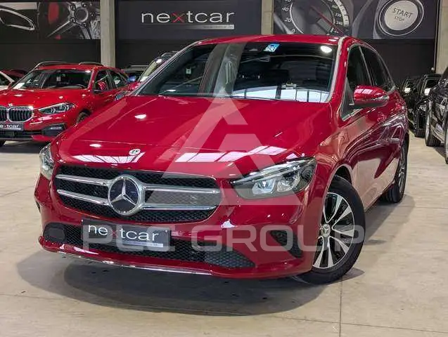 2022 Mercedes Benz B 180