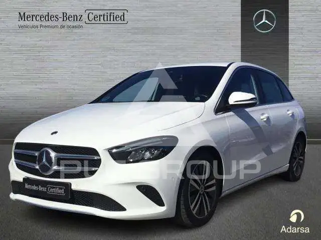 2022 Mercedes Benz B 180