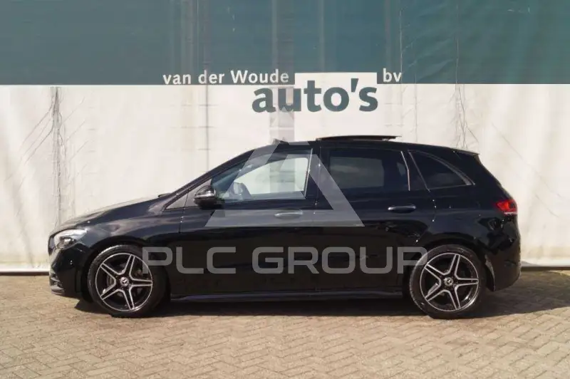 2022 Mercedes Benz B 180