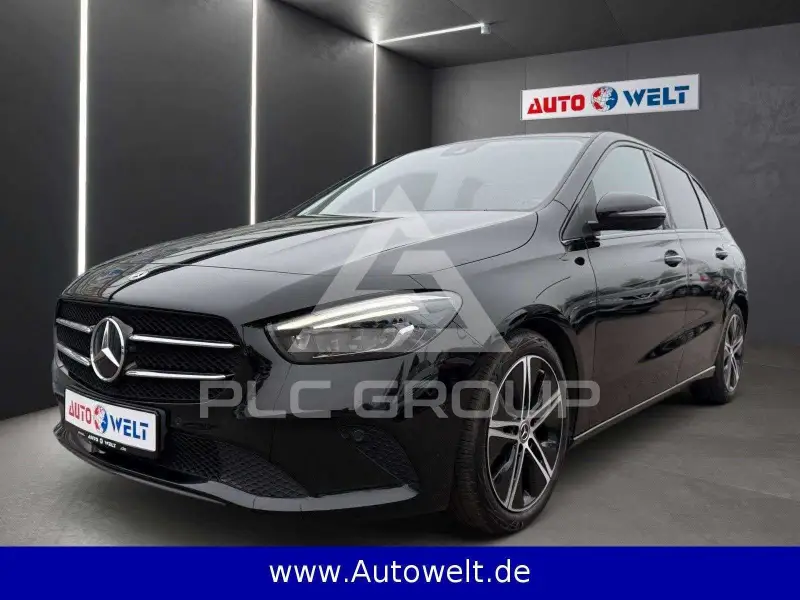2022 Mercedes Benz B 180