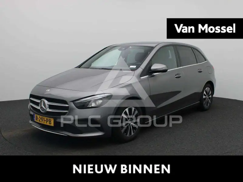2022 Mercedes Benz B 180
