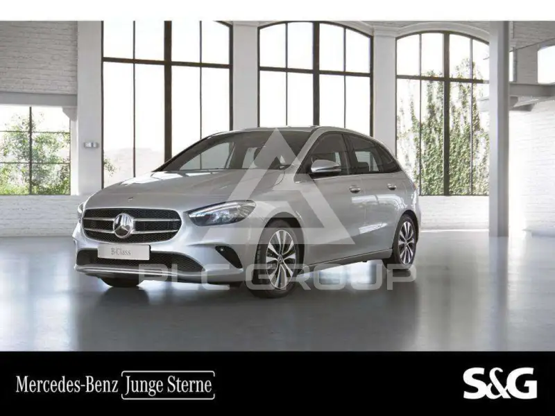 2022 Mercedes Benz B 250