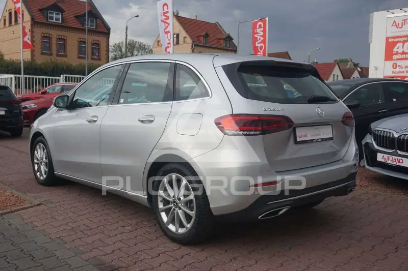 2022 Mercedes Benz B 250