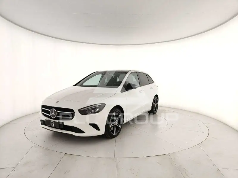 2022 Mercedes Benz B 250