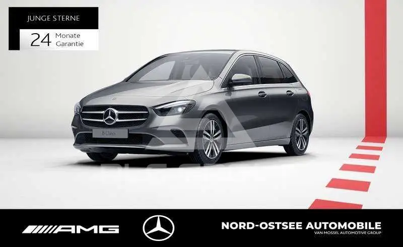2022 Mercedes Benz B 220