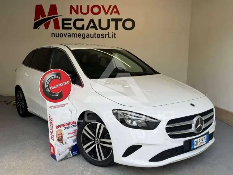 2022 Mercedes Benz B 220