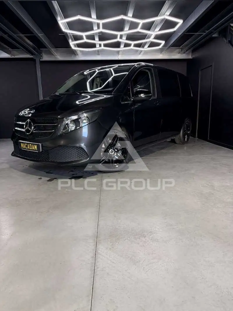 2022 Mercedes Benz V