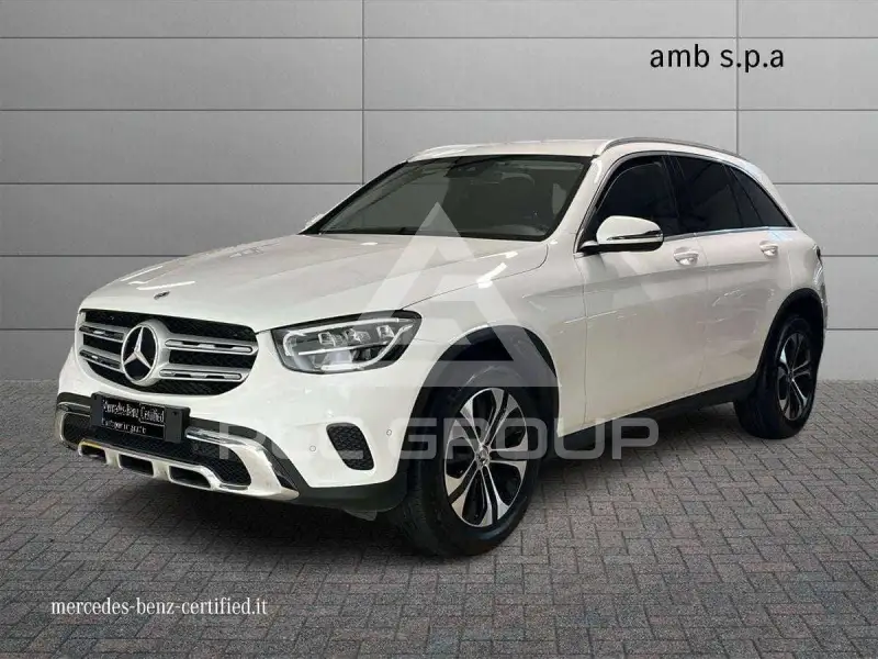 2022 Mercedes Benz GLC 220