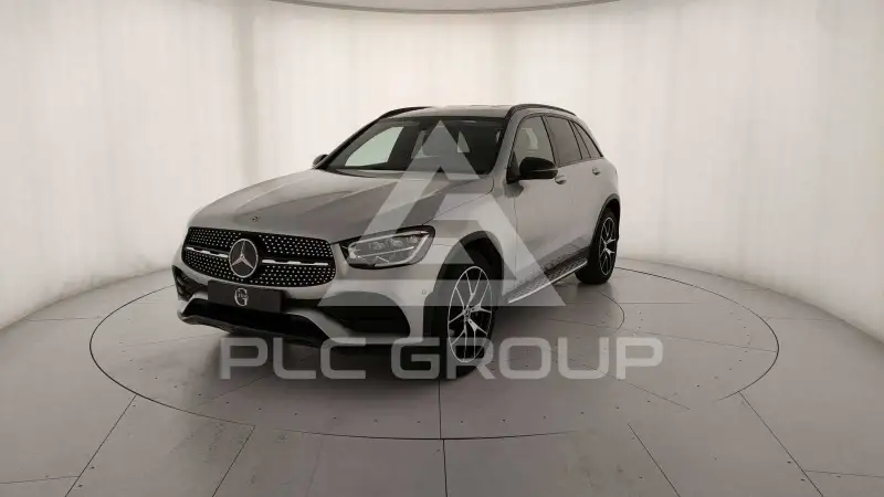 2022 Mercedes Benz GLC 220