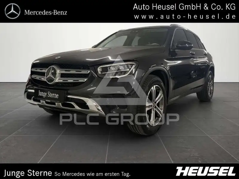 2022 Mercedes Benz GLC 220