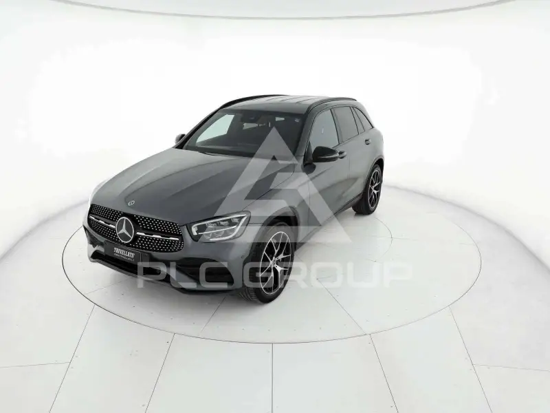 2022 Mercedes Benz GLC 220