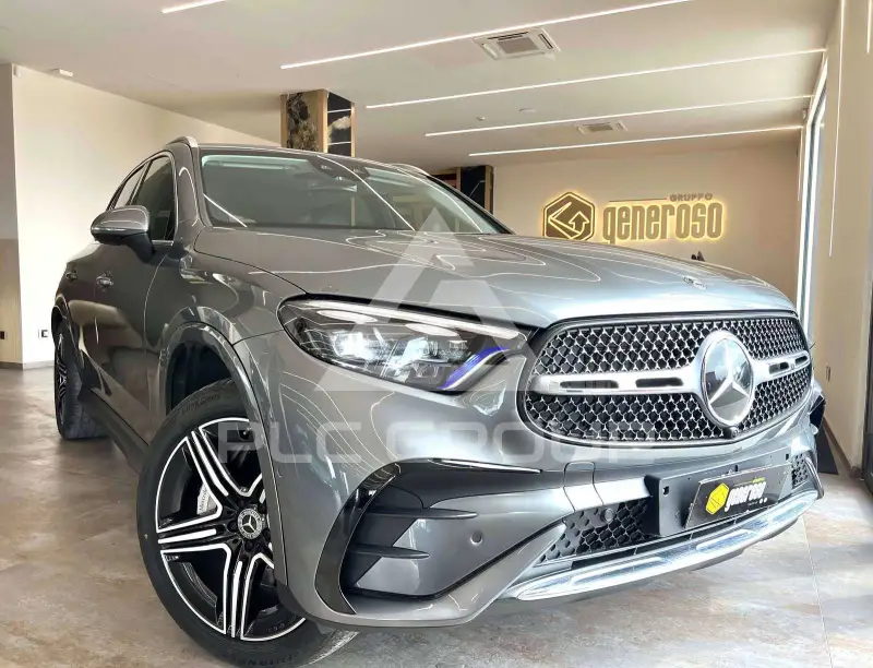 2022 Mercedes Benz GLC 220