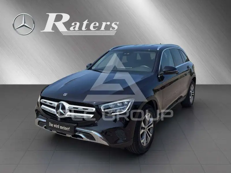 2022 Mercedes Benz GLC 220