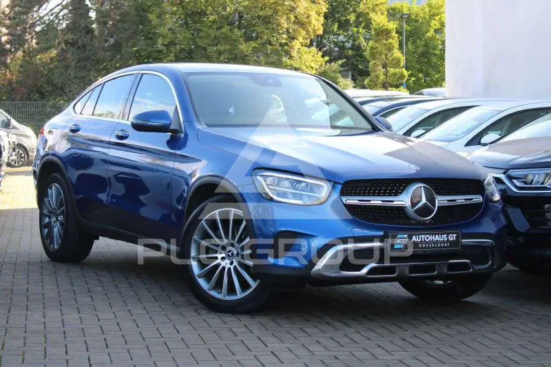 2022 Mercedes Benz GLC 220