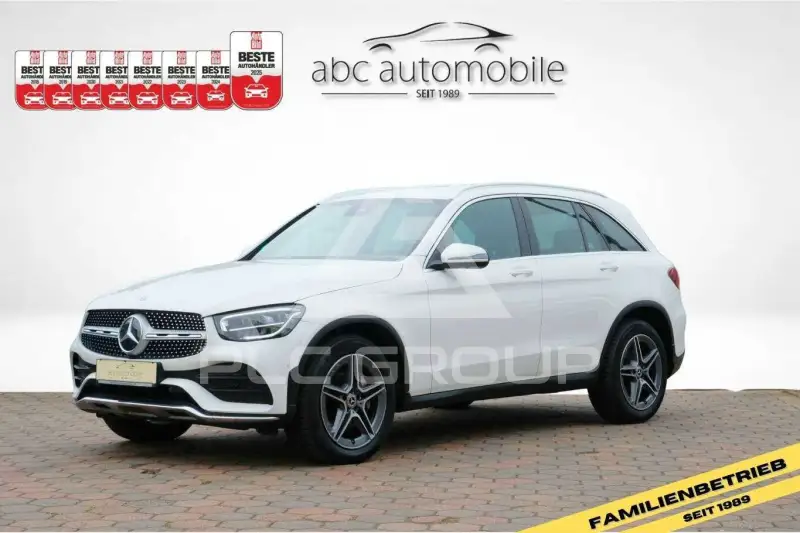 2022 Mercedes Benz GLC 220