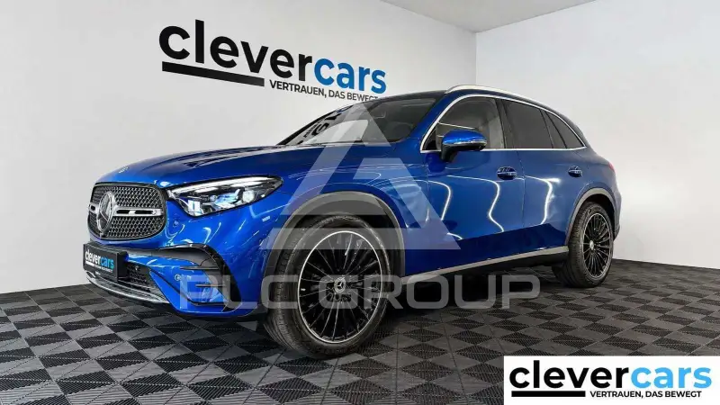 2022 Mercedes Benz GLC 220
