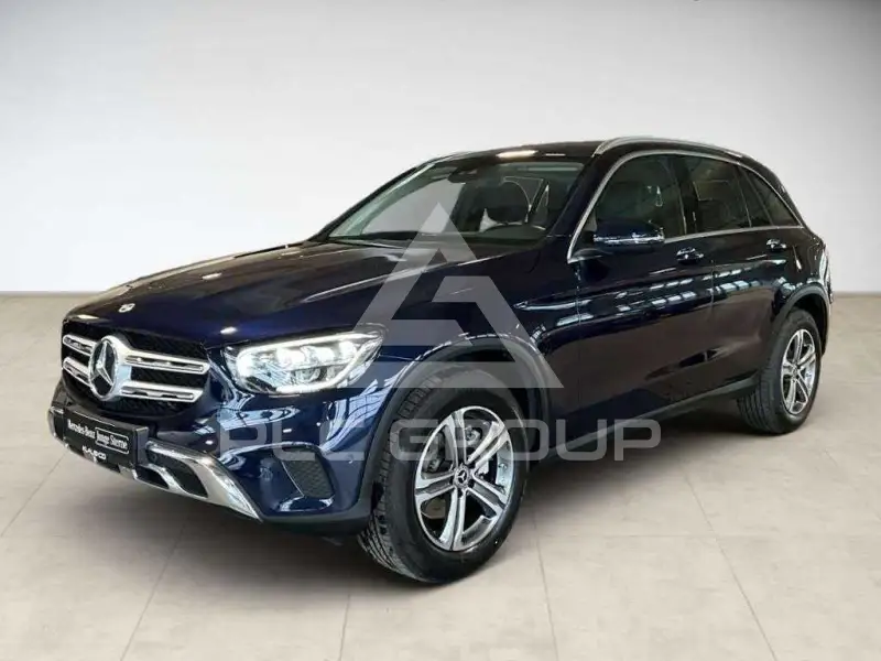 2022 Mercedes Benz GLC 220