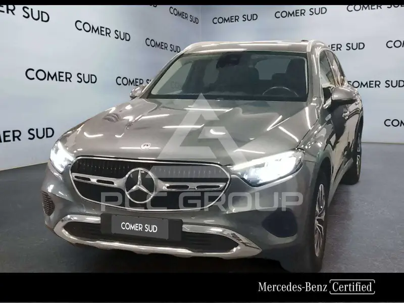 2022 Mercedes Benz GLC 220