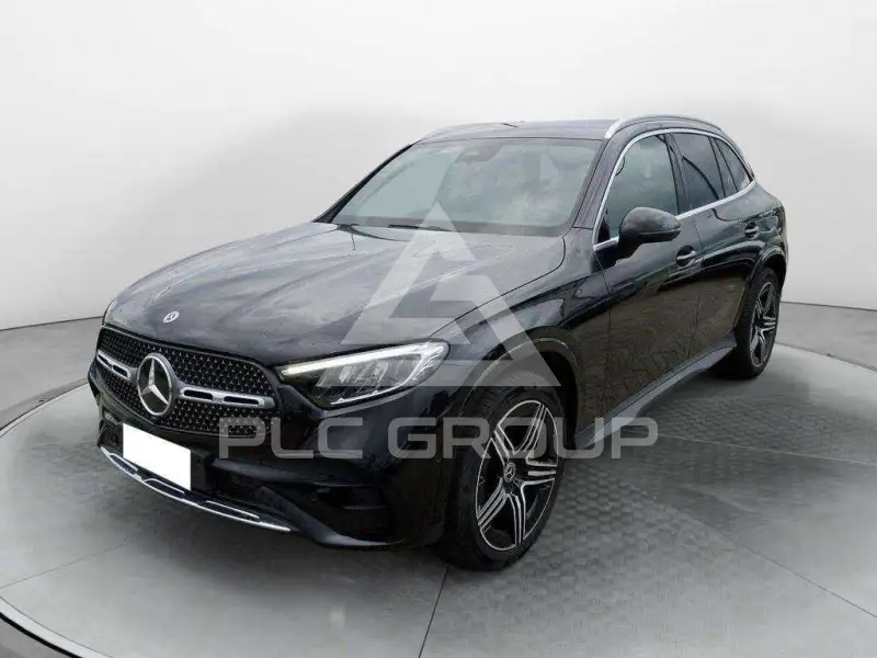 2022 Mercedes Benz GLC 220