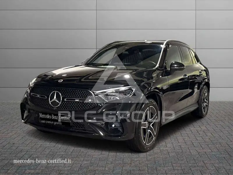 2022 Mercedes Benz GLC 220