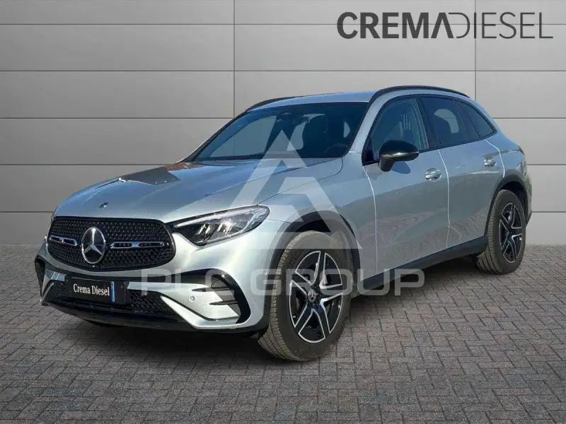 2022 Mercedes Benz GLC 220