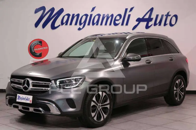 2022 Mercedes Benz GLC 220