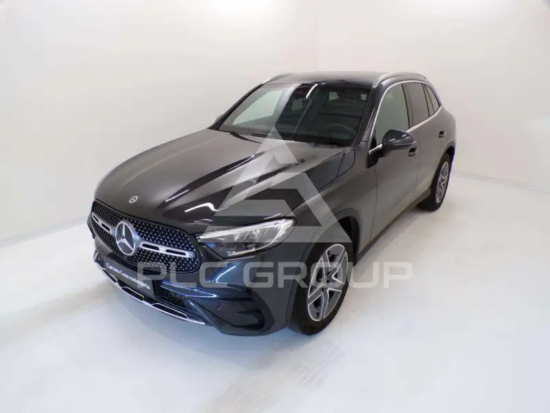 2022 Mercedes Benz GLC 220