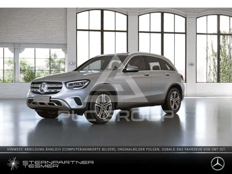 2022 Mercedes Benz GLC 220