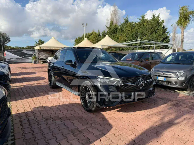 2022 Mercedes Benz GLC 220